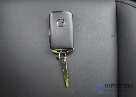 2025 Mazda Cx-30 2.5 S Preferred Package z USA, uszkodzony, nr VIN 3MVDMBCM3SM776377